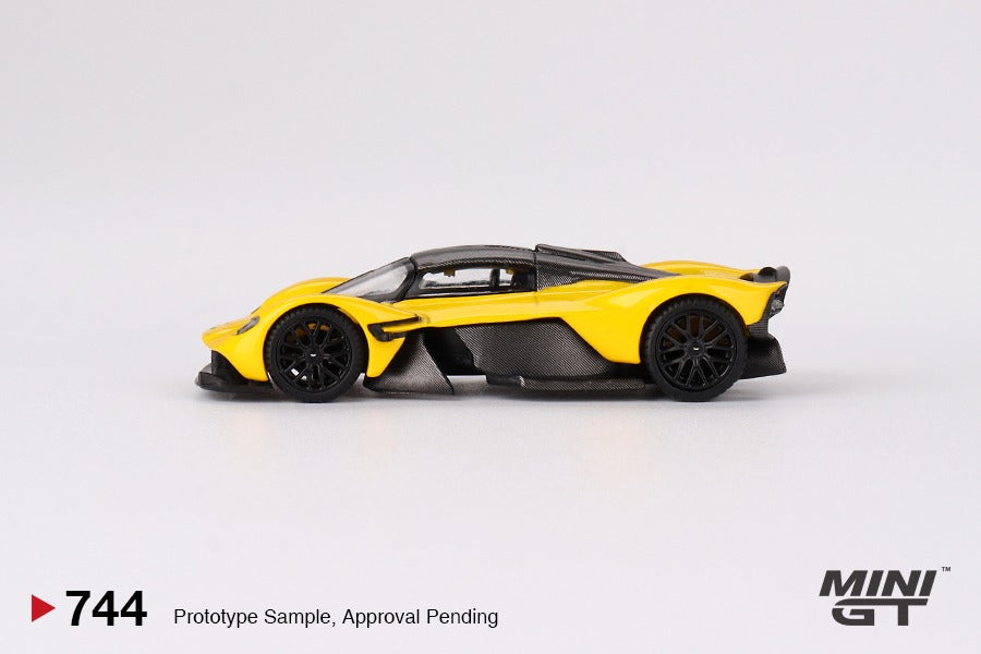 MINI GT 1/64 Aston Martin Valkyrie  Sunburst  Yellow MGT00744-L