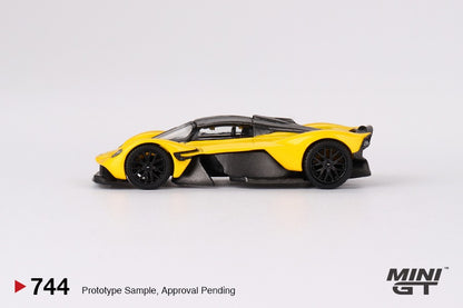 MINI GT 1/64 Aston Martin Valkyrie  Sunburst  Yellow MGT00744-L
