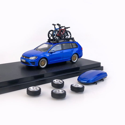 ZOOM 1/64 Golf Variant MK7 with Accessories - Blue