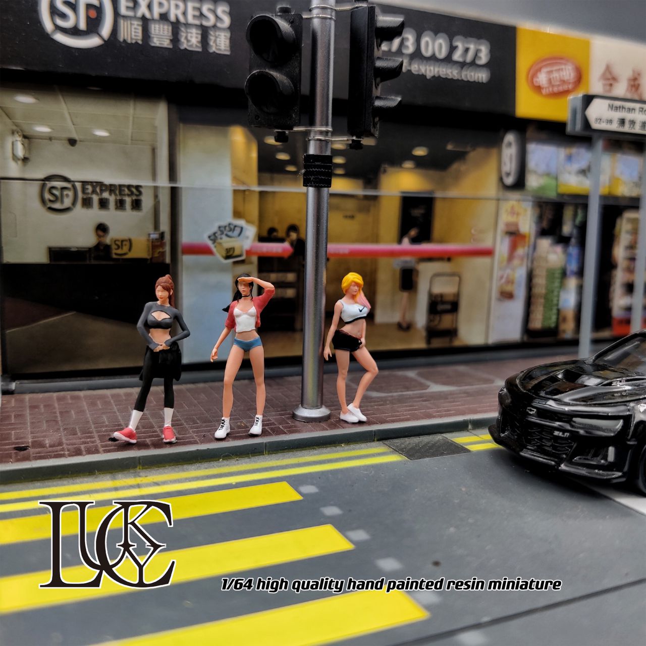 Lucky Studio 1/64 Girls Figurine set of 3 - LK2024042511