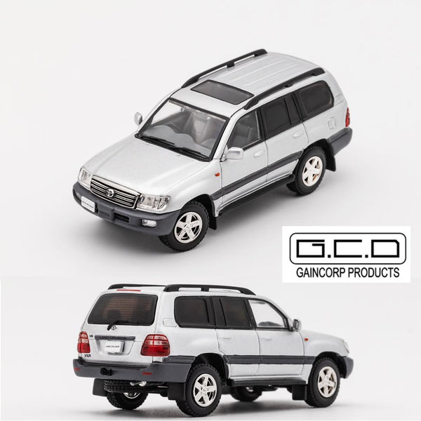 PREORDER GCD 1/64 Toyota Land Cruiser LC100 - SILVER KS-023-381 (Approx. Release Date: JULY 2024 and subject to the manufacturer's final decision)