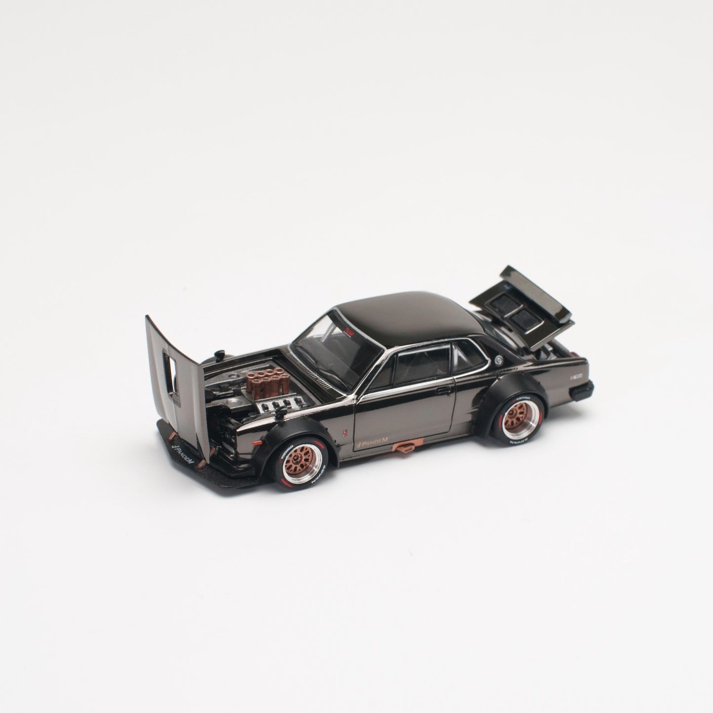 POPRACE 1/64 SKYLINE GT-R V8 DRIFT (HAKOSUKA) DARK CHROME PR640097