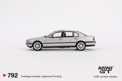 MINI GT 1/64 BMW 750IL Aspen Silver Metallic MGT00792-L