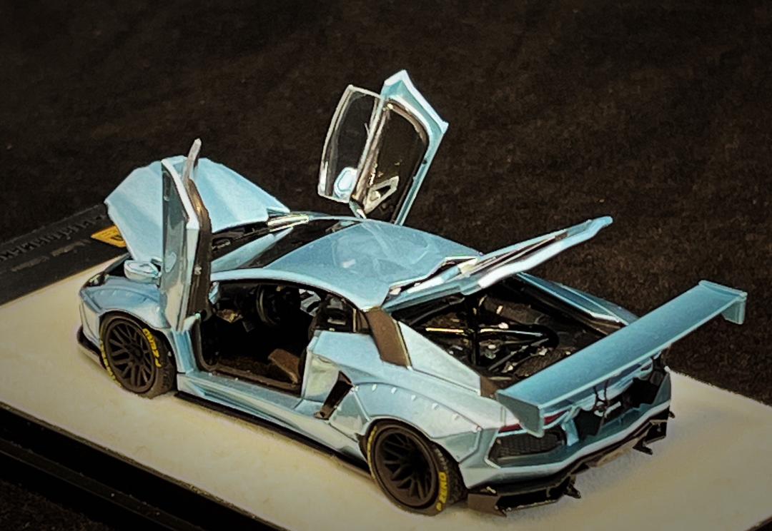 PGM 1/64 LBWK LP700-4 Ice Blue PGM-640411