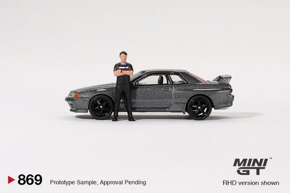 MINI GT 1/64 Nissan Skyline GT-R (R32) Nismo Gunmetal w/ Matsuda Figure (Tsugio Matsuda Collection) MGT00869-R