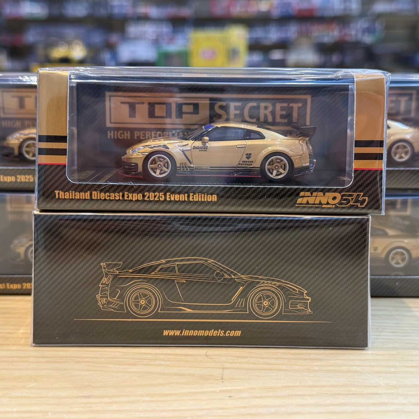 INNO64 TOP SECRET THAILAND R35 GT-R Gold Thailand Diecast Expo 2025 Event Edition IN64-R35TSTH-TDE25 **Limited to ONE per customer**