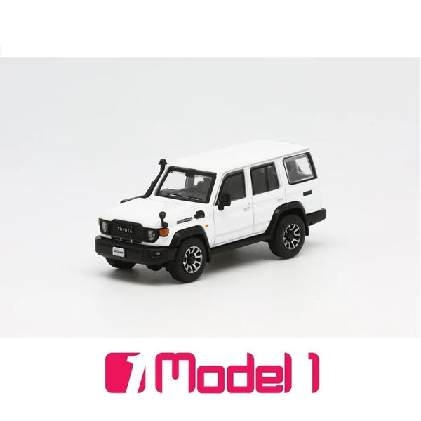 MODEL 1 1/64 Toyota Land Cruiser 70 Super White II RHD C33172