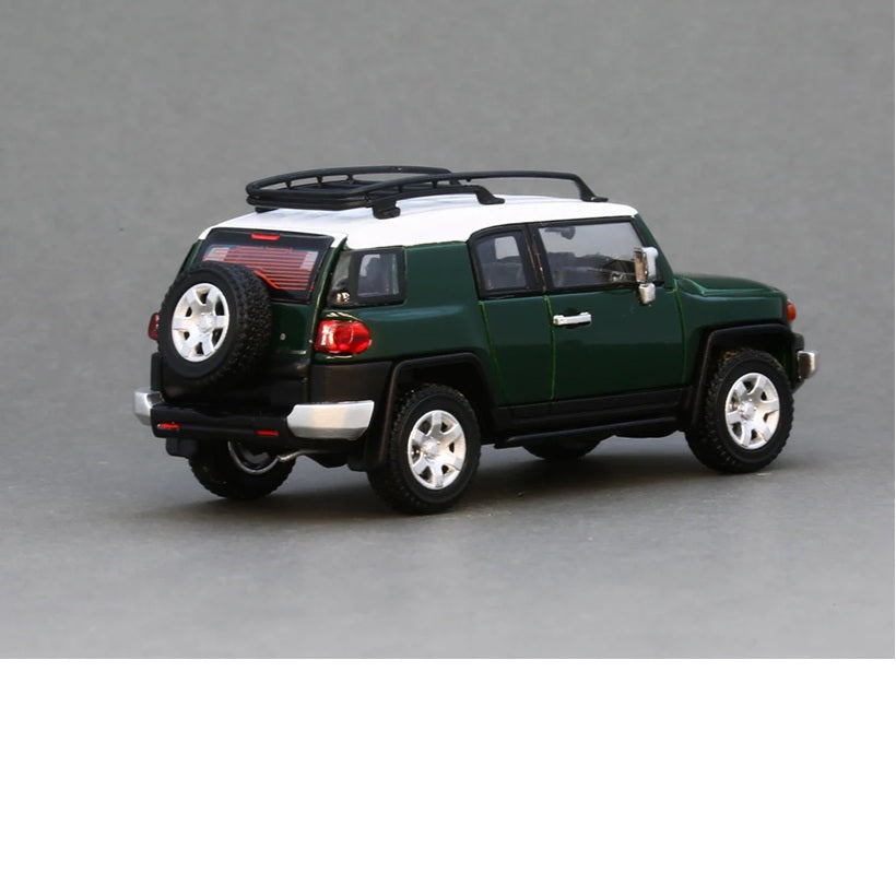 Stance Hunters x Model 1 1/64 Toyota FJ Cruiser XJ10 Army Green LHD C33191