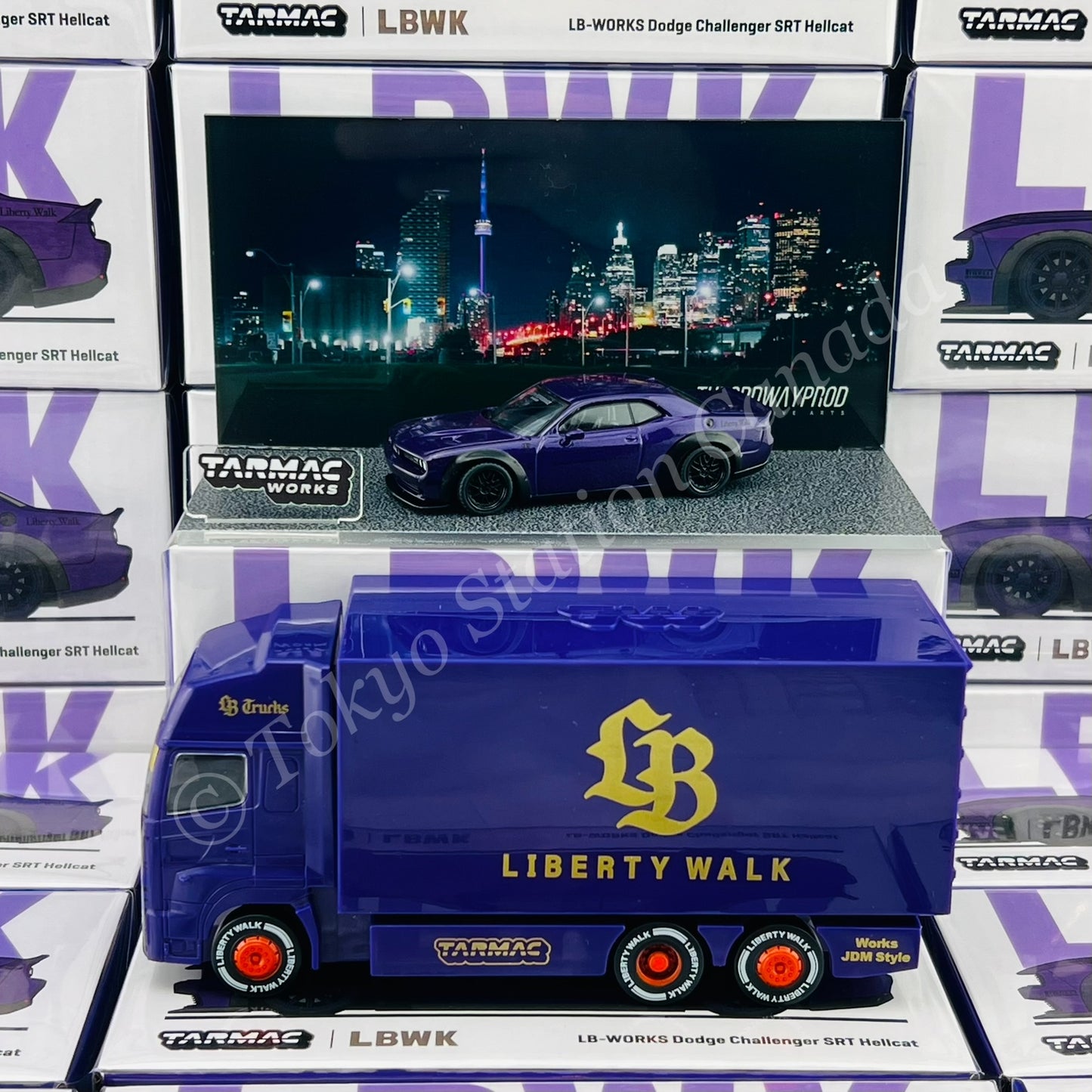 Tarmac Works GLBAL64 1/64 LB-WORKS Dodge Challenger SRT Hellcat Purple with Truck and Exclusive display stand for Canadian International AutoShow 2025