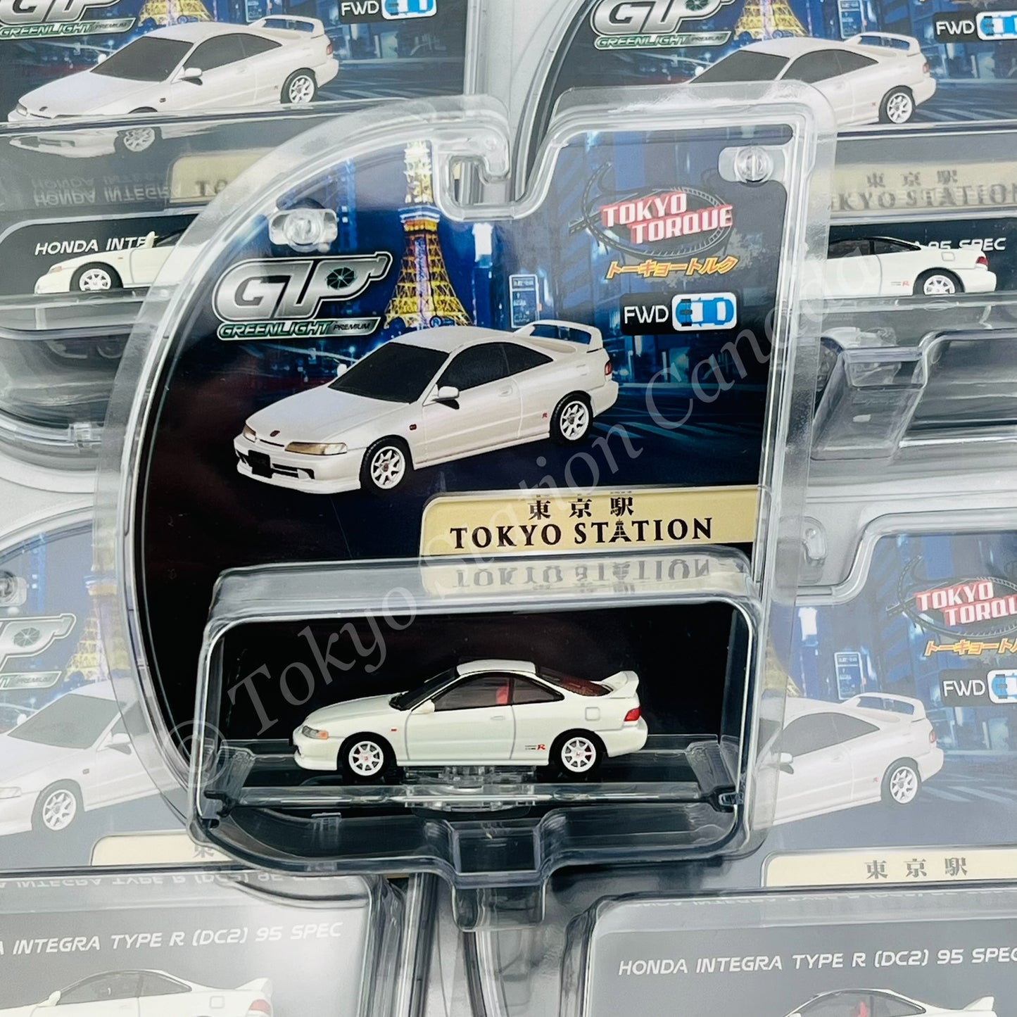 GREENLIGHT x Tokyo Station 1/64 Tokyo Torque FWD series #01 - Honda Integra Type R (DC2) 95 Spec - 1995 JDM front-end - Champion White (Canadian International AutoShow 2025 Exclusive)