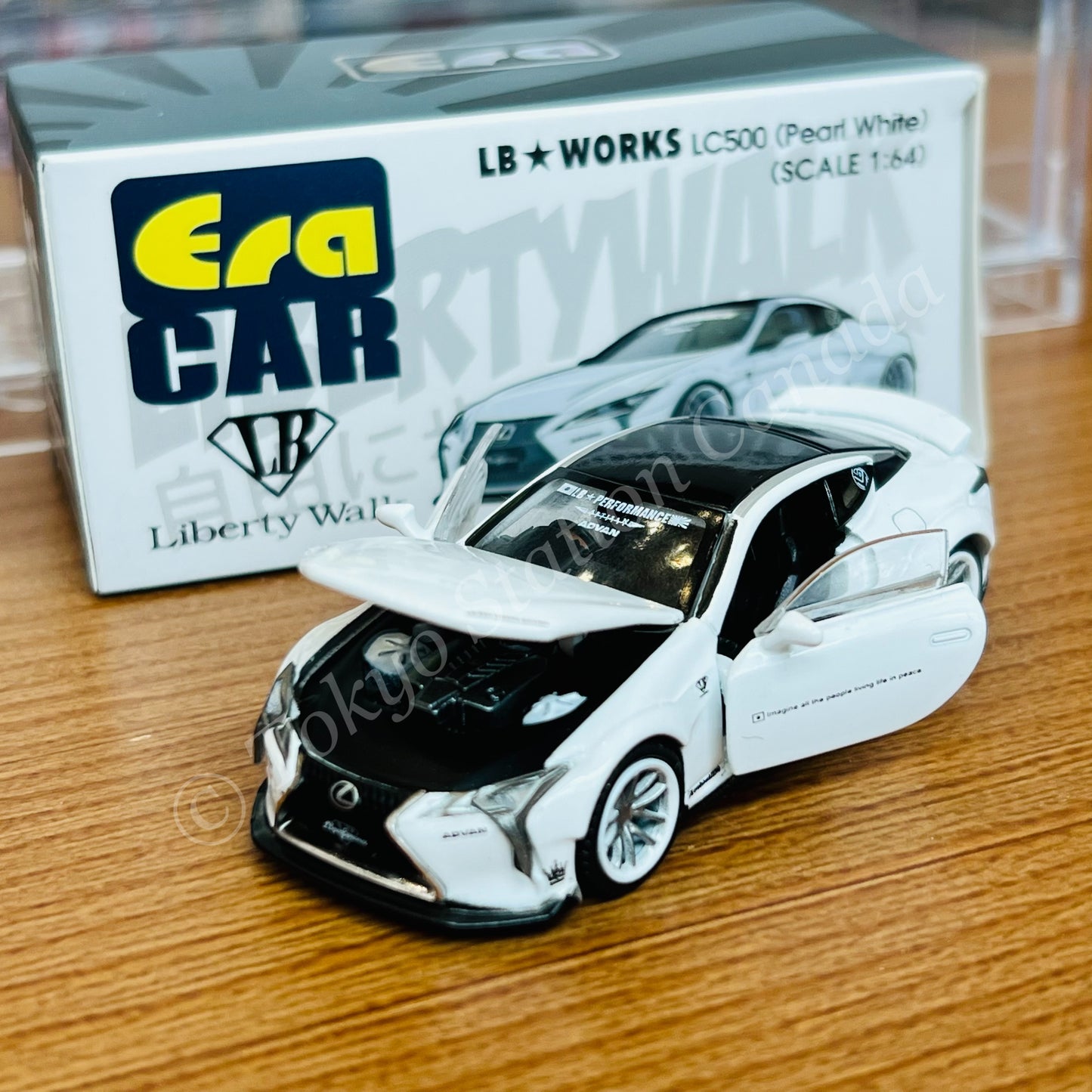 ERA CAR 1/64 74 LB Works LC500 (Pearl White) LS21LC2901