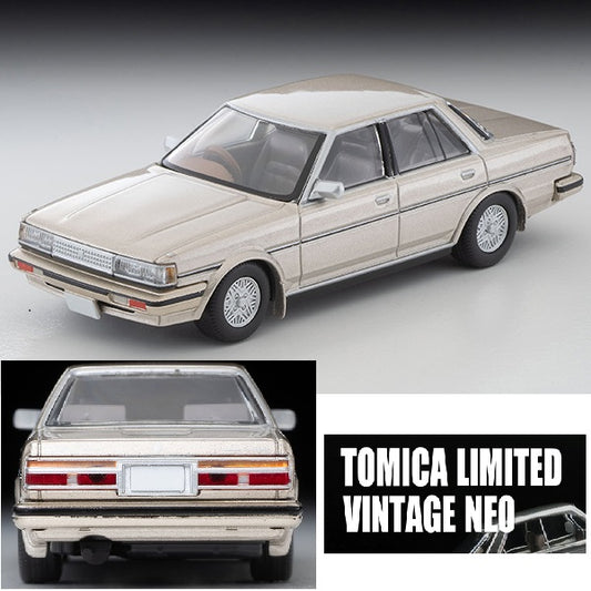 TOMYTEC TLVN 1/64 Toyota Cresta Super Lucent Twin Cam 24 (Beige) 1986 LV-N137c