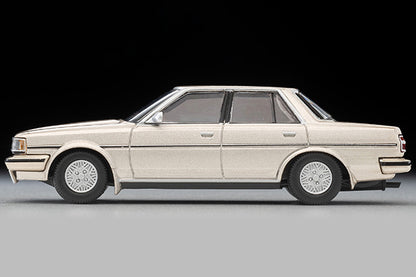TOMYTEC TLVN 1/64 Toyota Cresta Super Lucent Twin Cam 24 (Beige) 1986 LV-N137c