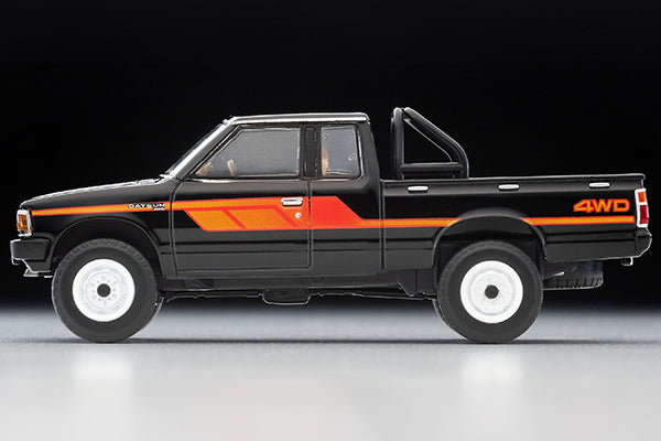 TOMYTEC TLVN 1/64 Datsun Truck 4WD King Cab AD (Black) LV-N320a