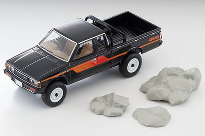 TOMYTEC TLVN 1/64 Datsun Truck 4WD King Cab AD (Black) LV-N320a