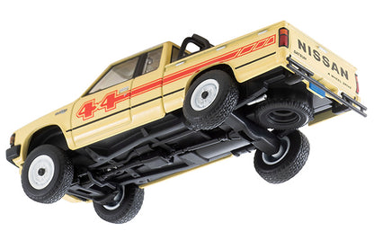TOMYTEC TLVN 1/64 Nissan Truck 4X4 King Cab (Yellow) North American Specification LV-N321a