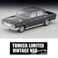 TOMYTEC TLVN 1/64 LV Seibu Keisatsu 27 Nissan President (black)