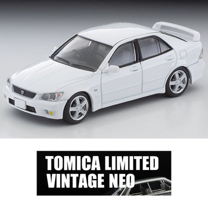 TOMYTEC TLV 1/64 Toyota Altezza RS200 Z Edition (white) 2002 LV-N227c