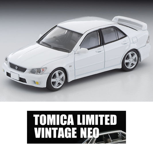TOMYTEC TLV 1/64 Toyota Altezza RS200 Z Edition (white) 2002 LV-N227c