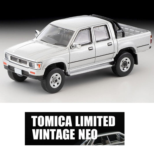 TOMYTEC TLVN 1/64 Toyota Hilux 4WD Pickup Double Cab SSR (Silver) 1991 LV-N256c