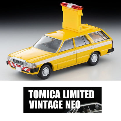 TOMYTEC TLVN 1/64 Cedric Van Road Patrol Car LV-N306a