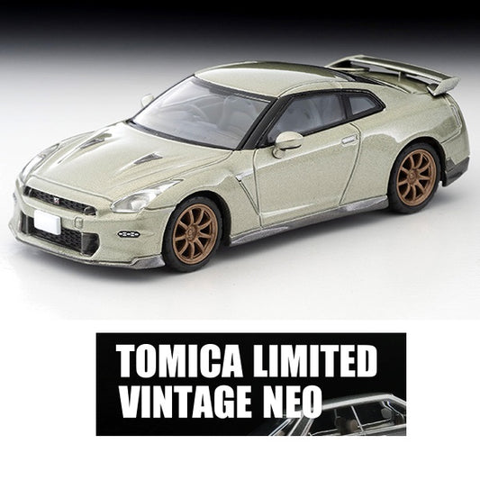 TOMYTEC TLVN 1/64 NISSAN GT-R Premium Edition T-spec 2024 model (Millennium Jade) LV-N316a