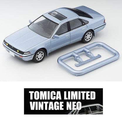 TOMYTEC TLVN 1/64 Nissan Cefiro Cruising (Purplish Silver) 1990 LV-N319a