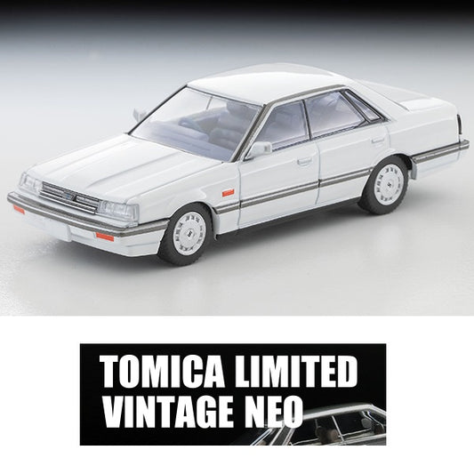TOMYTEC TLVN 1/64 Nissan Skyline 4-door HT 1800 Passage (white) 1985 LV-N351a