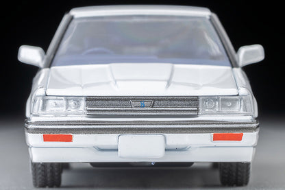 TOMYTEC TLVN 1/64 Nissan Skyline 4-door HT 1800 Passage (white) 1985 LV-N351a