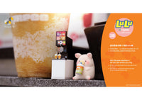 TINY 微影 Lulu Pig Complete Set of 12 plus a FREE 7-Eleven Shop Diorama