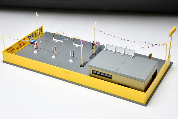 PREORDER TOMYTEC TOMICARAMA VINTAGE 04e Used Car Store "Utilitas"  (Approx. Release Date : FEBRUARY 2023 subject to manufacturer's final decision)