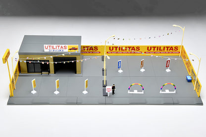 PREORDER TOMYTEC TOMICARAMA VINTAGE 04e Used Car Store "Utilitas"  (Approx. Release Date : FEBRUARY 2023 subject to manufacturer's final decision)