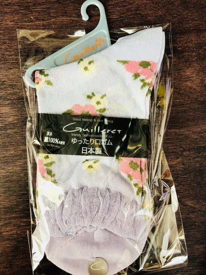 Floral pattern socks