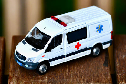 TINY 微影 TW29 Mercedes-Benz Sprinter 4x4 FL Taiwan Military Ambulance 台灣陸軍救護車 ATCTW64047