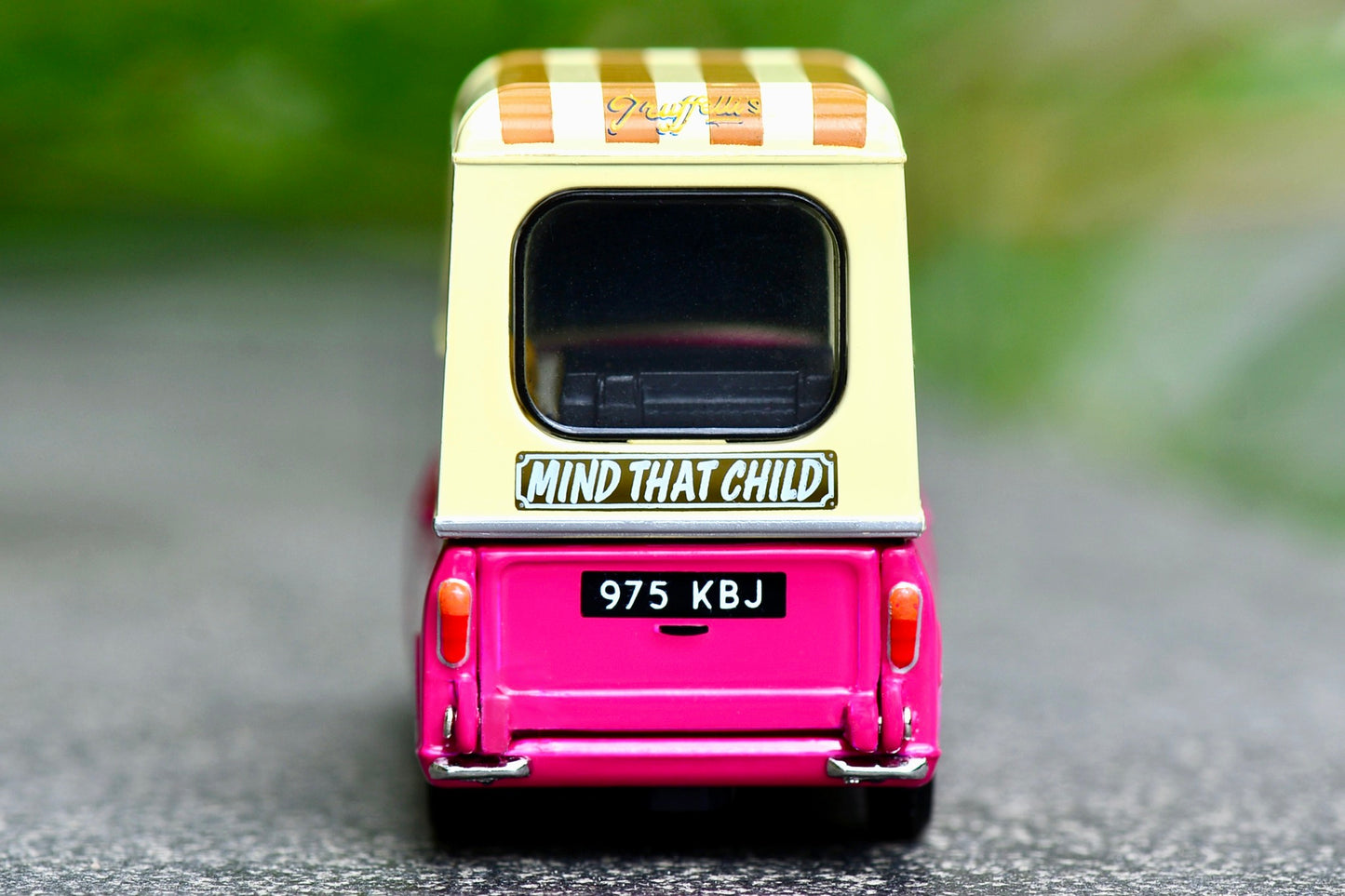 TINY 微影 01 Morris Mini Van Ice Cream (Burgundy) ATC65341