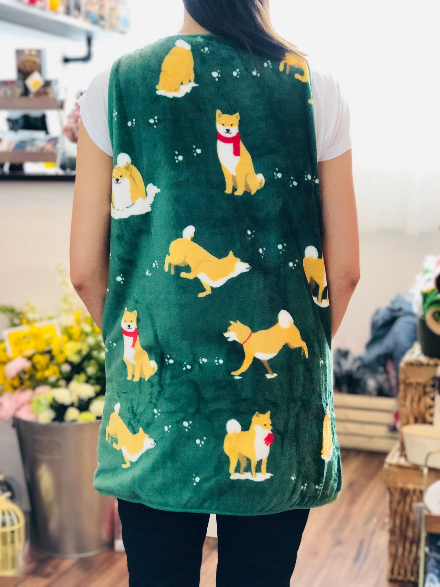 FRIENDSHILL Sleeveless Jacket - Sibatasan Green CW-451-429
