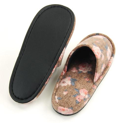 Rose pattern sewing slipper - Brown