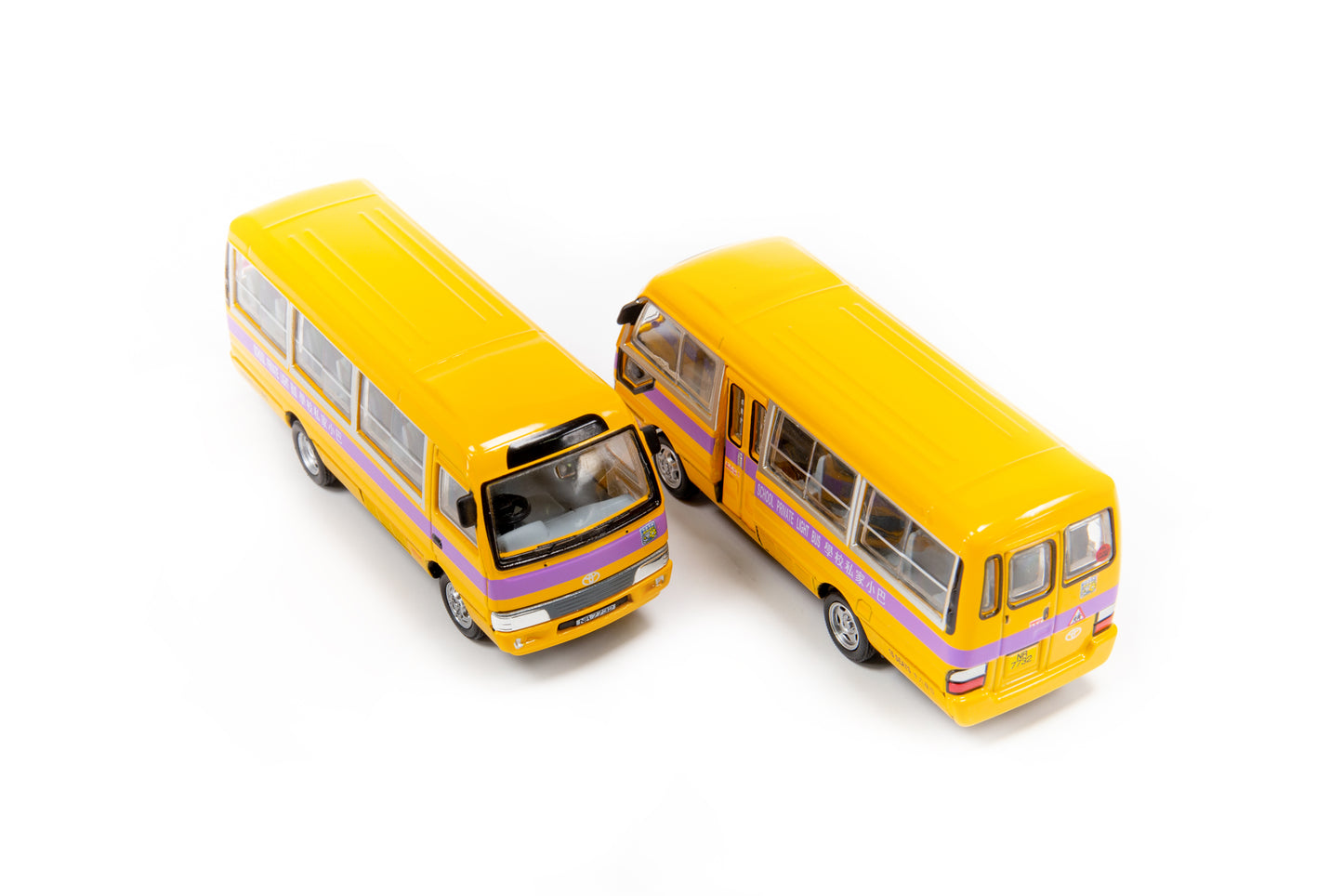Tiny City 13 – Toyota Coaster School Bus 豐田Coaster 校巴（NR7732）