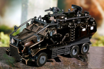 TINY 微影 明日戰記裝甲車(電鍍藍)連士兵人偶 Warriors of Future Armoured Vehicle (Chrome Blue) with Figure ATC65433