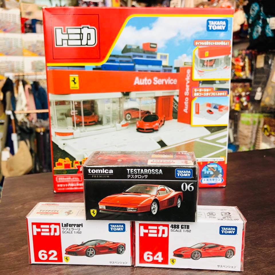 Tomica Ferrari Special Package