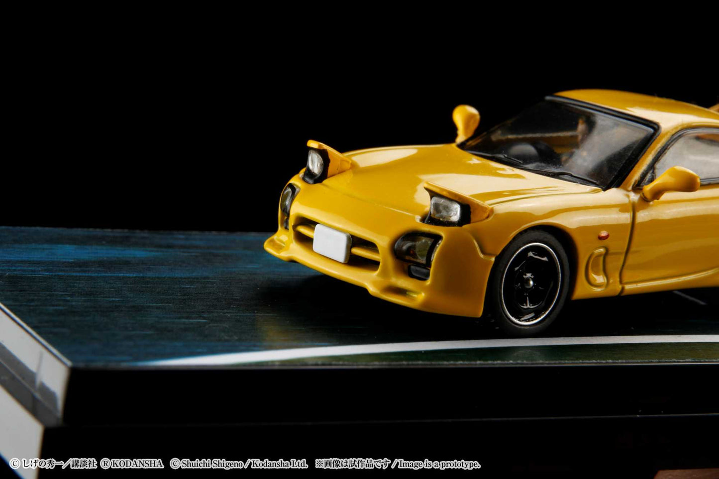 HOBBY JAPAN 1/64 Mazda RX-7 (FD3S) Project D / Keisuke Takahashi (Diorama Set) HJ643007AD