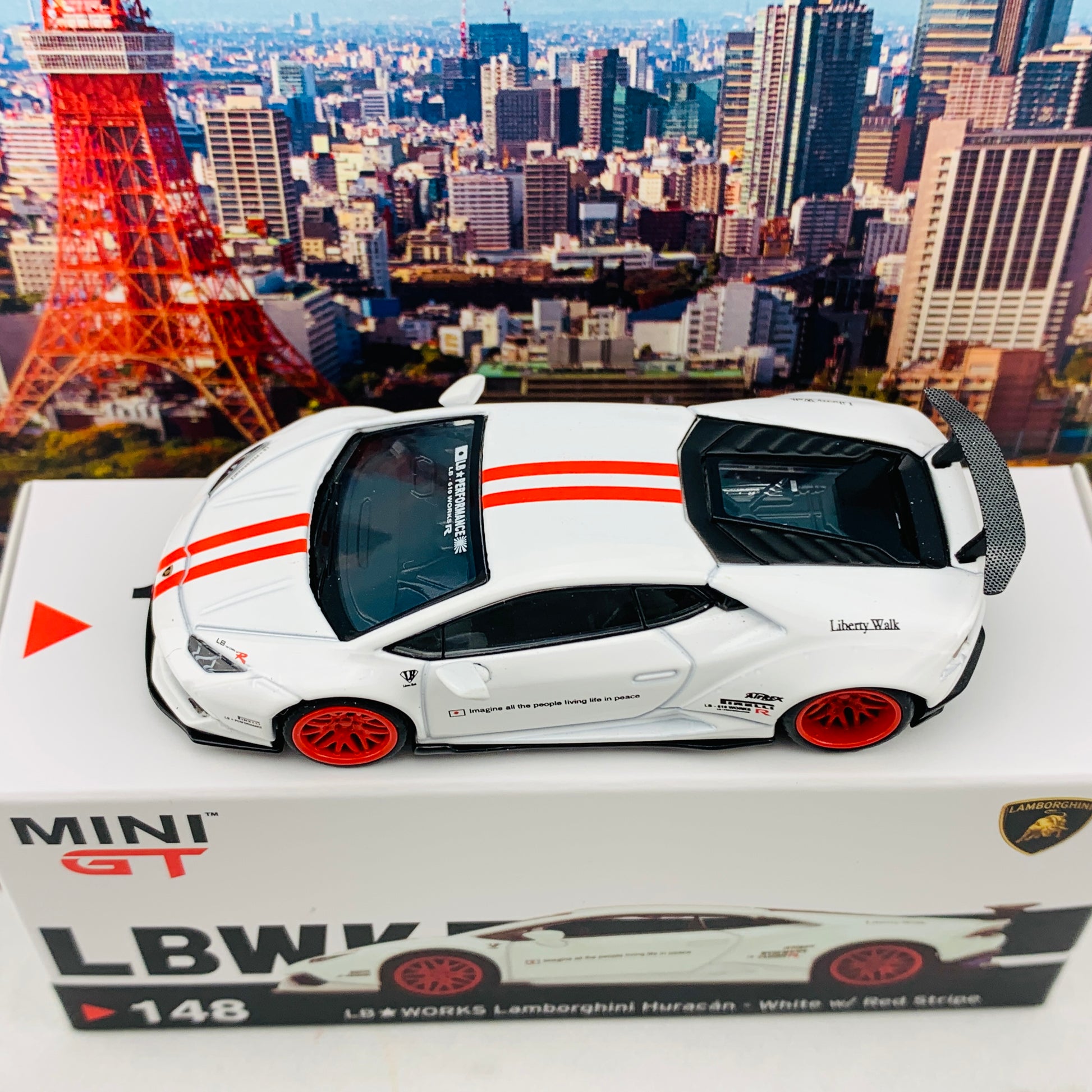MINI GT 1/64 LB WORKS Lamborghini Huracan Version 1 White w/ Red Stripe LHD MGT00148-L