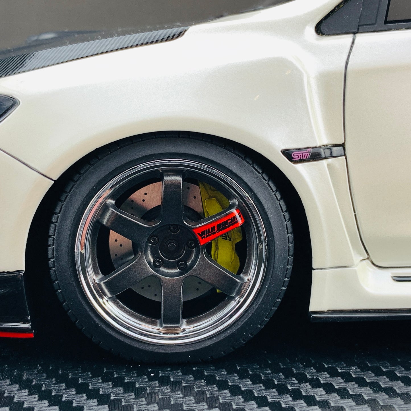 Ignition Model 1/18 SUBARU WRX (CBA-VAB) STI White Pearl IG1668