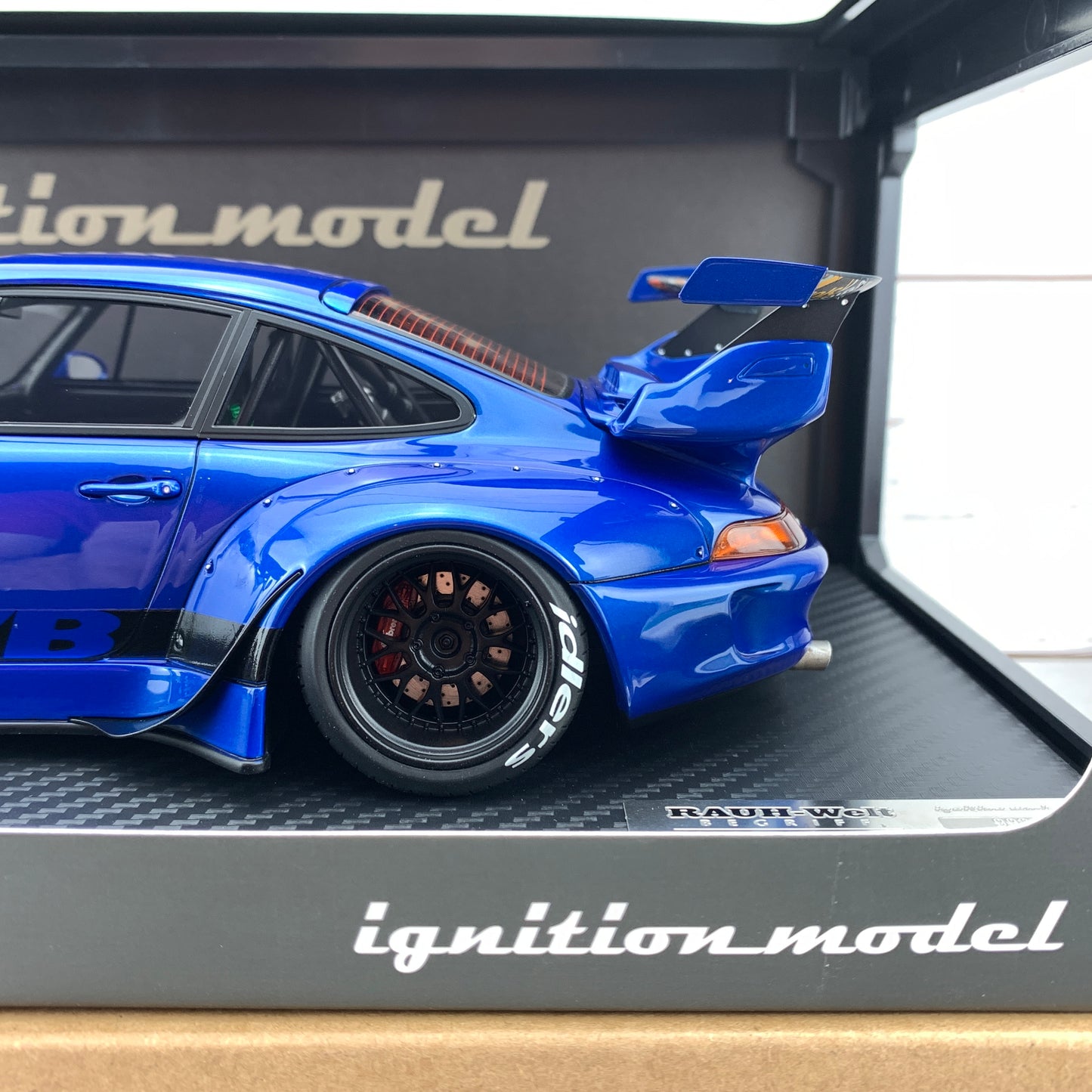 Ignition Model 1/18 RWB 993 Blue Metallic IG1955