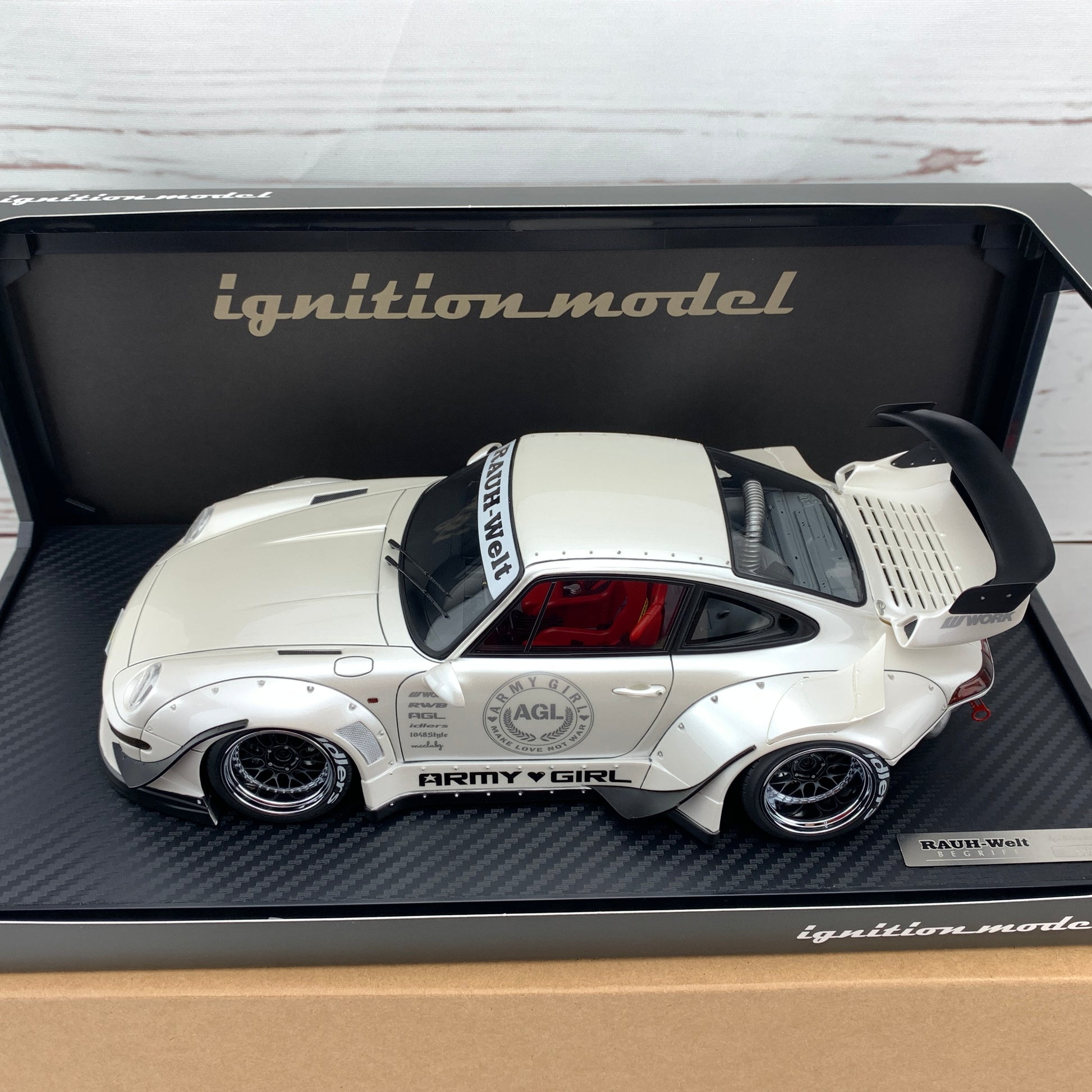 Ignition Model 1/18 RWB 993 Pearl White IG1961