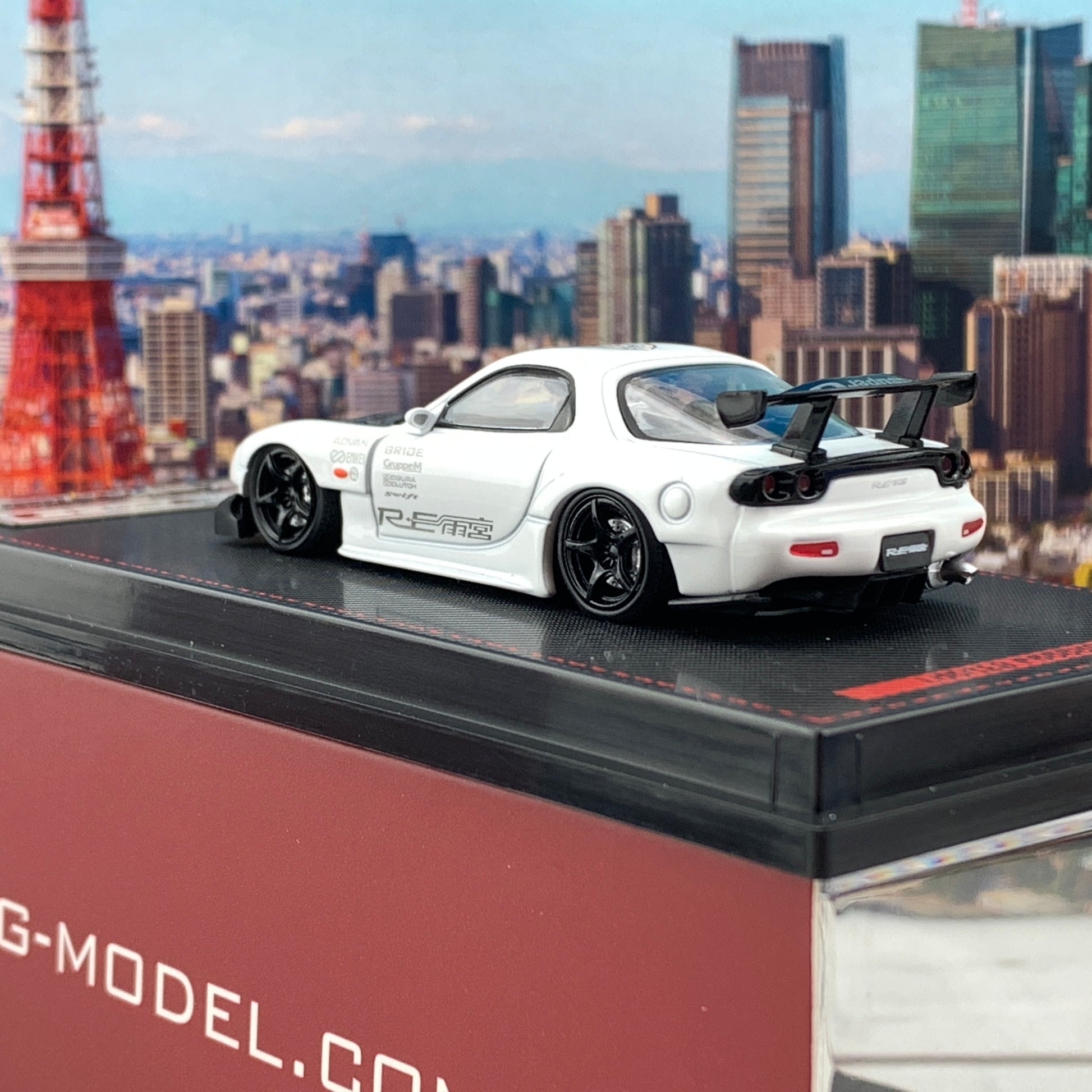 Ignition Model 1/64 Mazda RX7 FD3S RE Amemiya White IG1948 