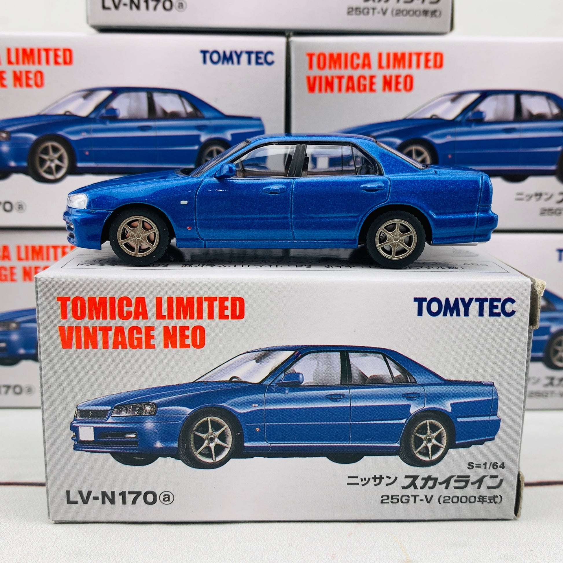 Tomica Limited Vintage Neo 1/64 Nissan Skyline 25GT-V BLUE (2000) LV-N170a