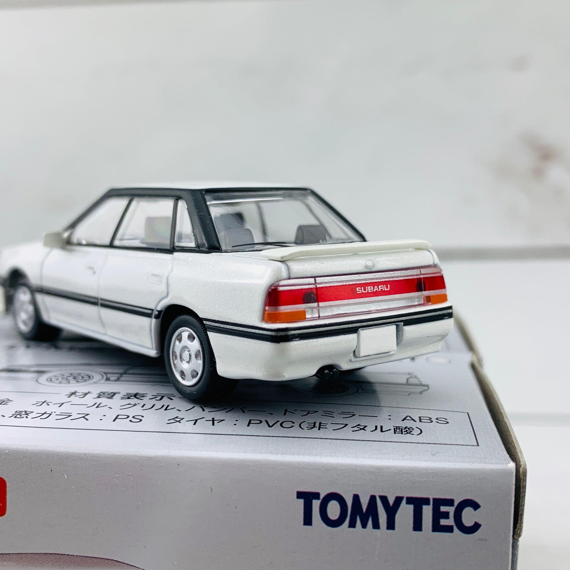 Tomica Limited Vintage Neo 1/64 Subaru Legacy GT WHITE LV-N132a