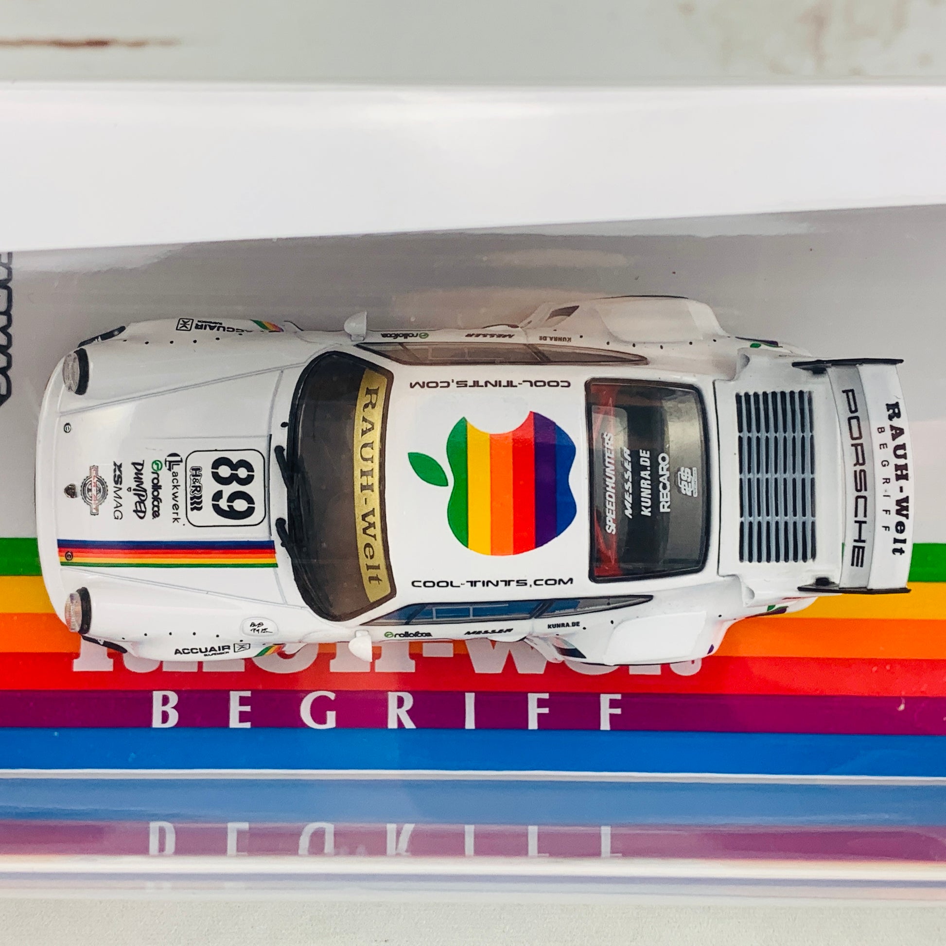 Tarmac Works 1/43 RWB 930 White Apple #89 Austria
