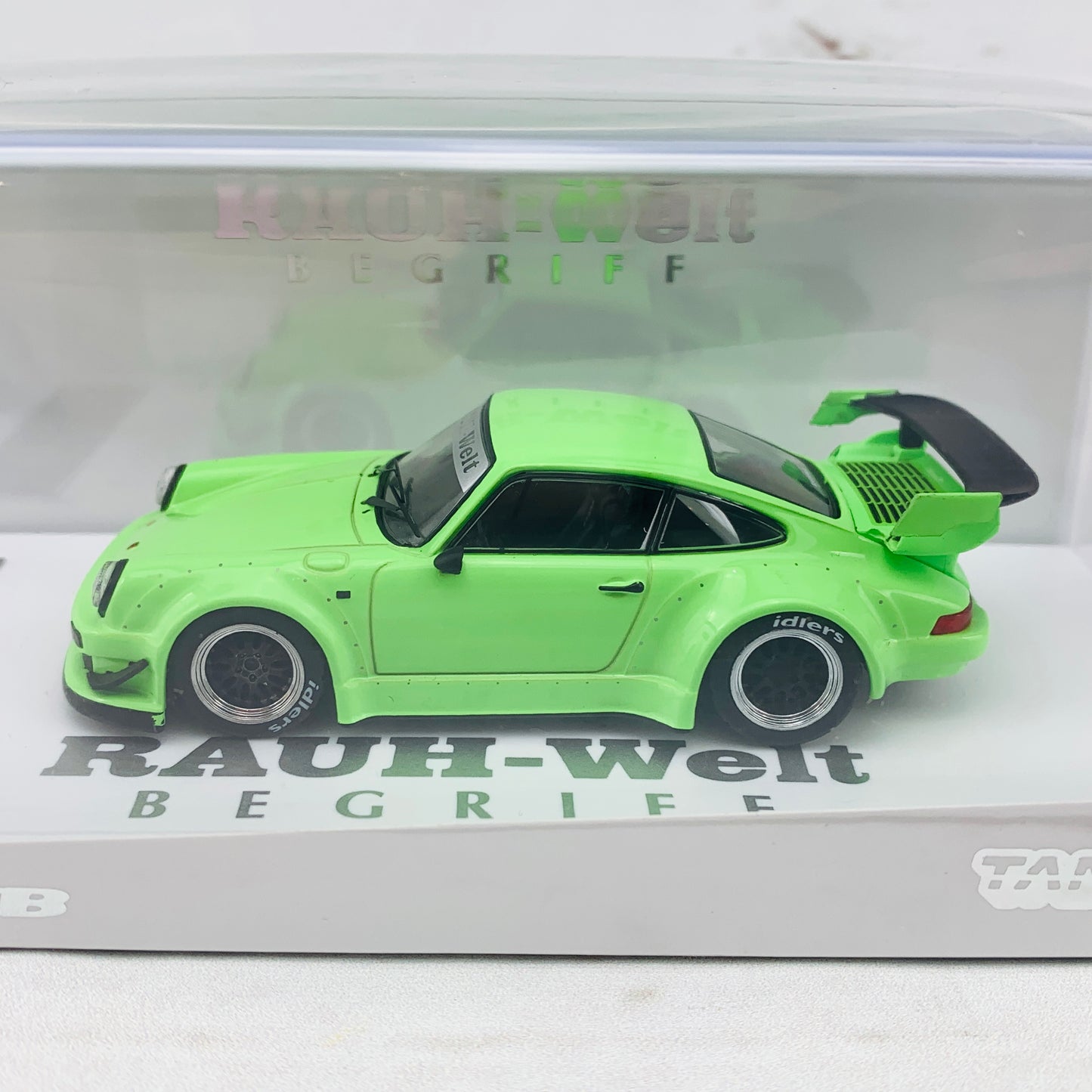 Tarmac Works 1/43 RWB 930 Lime Green with Black Wheels *** Asia Special Edition - Limited to 360 pcs *** T43-013-LG